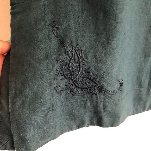 St. John’s Bay Tunic Blue Linen Embroidered Details Small - Picture 8 of 10